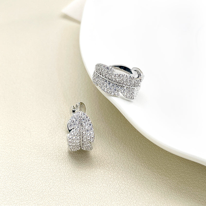 ZHONGTAI Sweet and little fresh earrings 16.7mmx8.9mm Trendy, minimalist, versatile earrings, ruffian and handsome men's earrings, full of diamond earrings