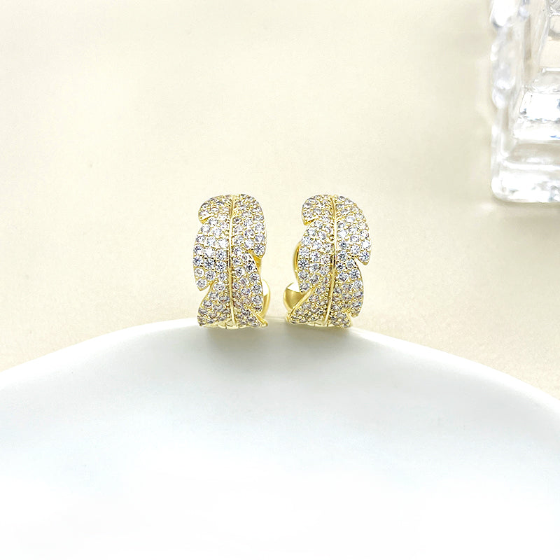 ZHONGTAI Sweet and little fresh earrings 16.7mmx8.9mm   Trendy, minimalist, versatile earrings, ruffian and handsome men's earrings, full of diamond earrings